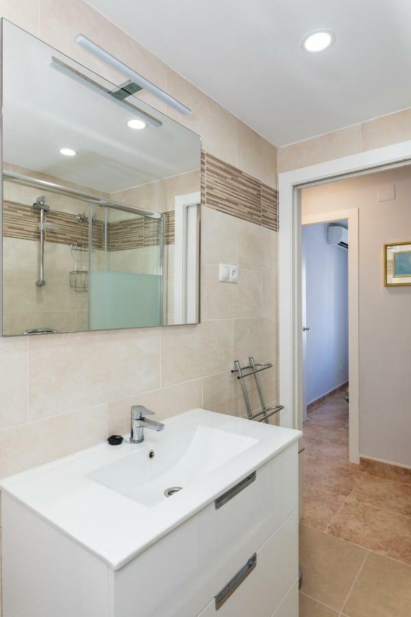 Apartamento Al Lado De La Playa เบนัลมาเดนา ภายนอก รูปภาพ